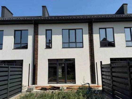 Продається сучасний двоповерховий таунхаус Одеса