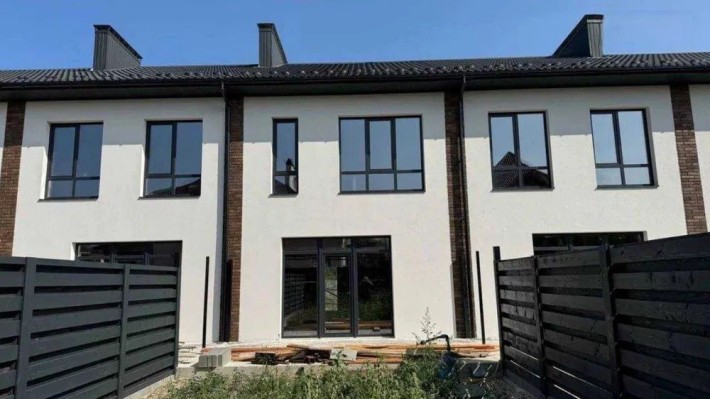 Продається сучасний двоповерховий таунхаус - фото 1