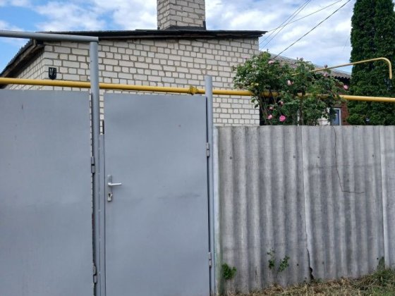 Продам полдома со своим участком. Харьков