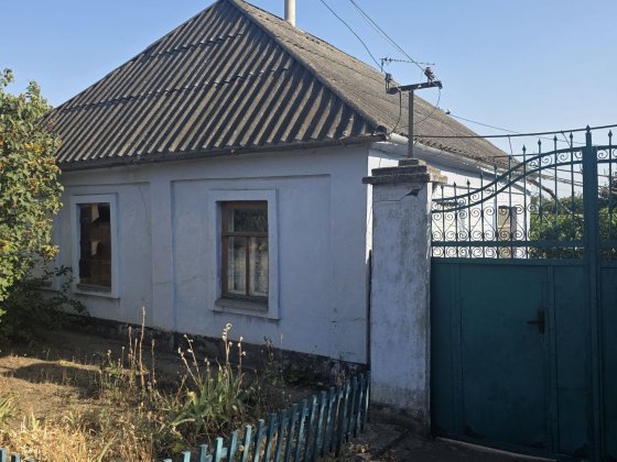 Продаю будинок вул. Захарія Чепіги ( Чапаєва ) окремий двір Миколаїв