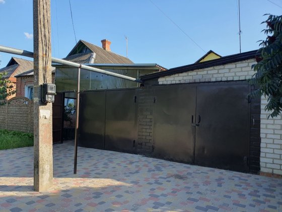 Продам від власника 2 дома на 1 участке,м.Армейская,Немышлянский р-н Харьков