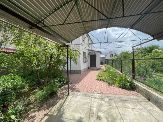 Продаю двоповерховий будинок. Район ЛШМД Миколаїв