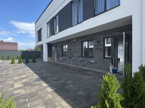 Таунхаус з ремонтом та меблями/газ/гарна локація/без комісіі Петропавлівська Борщагівка