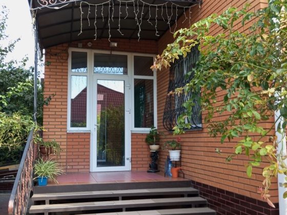 Продаю двоповерховий будинок р-н"Рассвет" Миколаїв