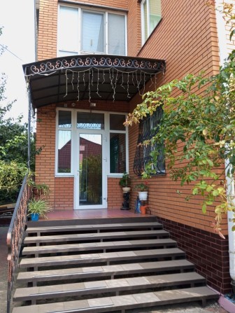 Продаю двоповерховий будинок р-н"Рассвет" - фото 1