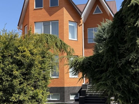 Продам дом на 16 Фонтана, 6 соток земли, подвал. Золотой берег Одесса