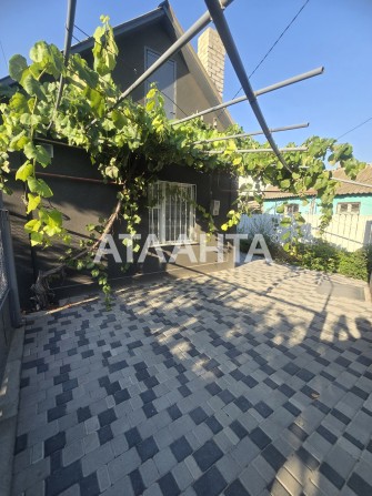 Продам дом с капремонтом в Малиновском районе - фото 1