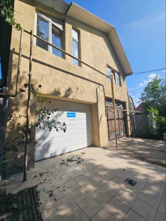 Продам отдельно стоящий дом район Дома мебели ЭКСКЛЮЗИВ - фото 1