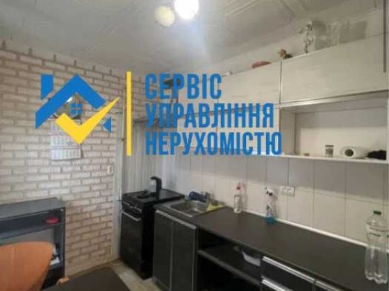 Продам часть дома м. Спортивная двор 13сот. Харків