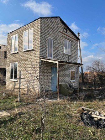 Продам  2-х эт. дачу с приватизированным участком за  Матвеевкой - фото 1