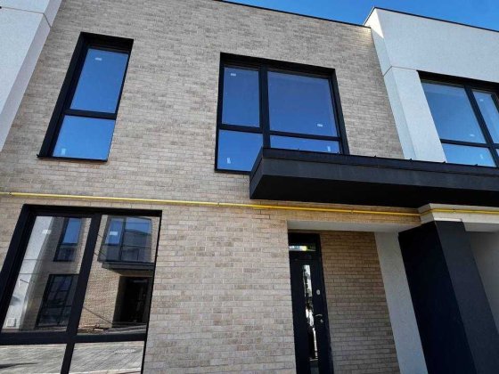 Продаж таунхаусу 114м2 з підвалом у Софіївській Борщагівці.БЕЗ КОМІСІЇ Софіївська Борщагівка