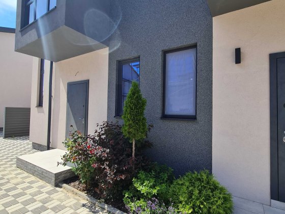 Вітаю. Продам Будинок-Дуплекс, вул. Одеська.+ ТОП локація!!! Петропавлівська Борщагівка