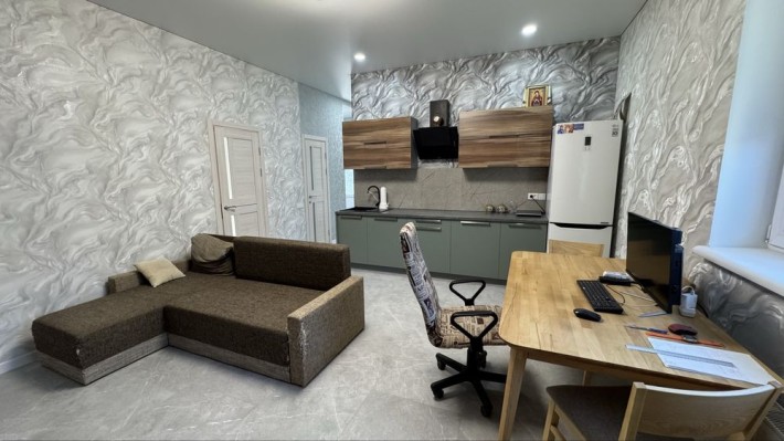 Будинок з готовим ремонтом та меблями! Червоний Хутір - фото 1