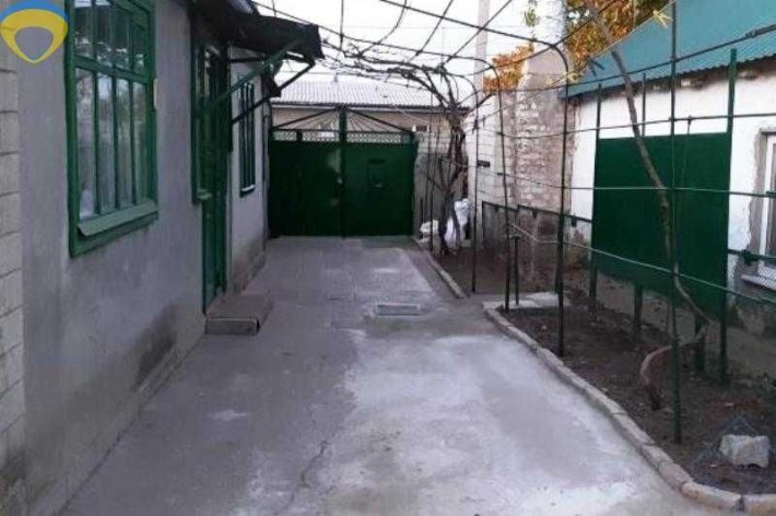 Дом на Слободке  с 10 сотками земли - фото 1