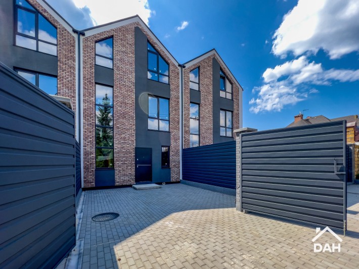 Окремий заїзд! Якісний таунхаус 140 м², асфальтована, затишна вулиця - фото 1