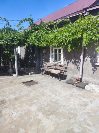 Продаю дом 9 Военная 71м 4 комнаты,гараж 45000 - фото 1