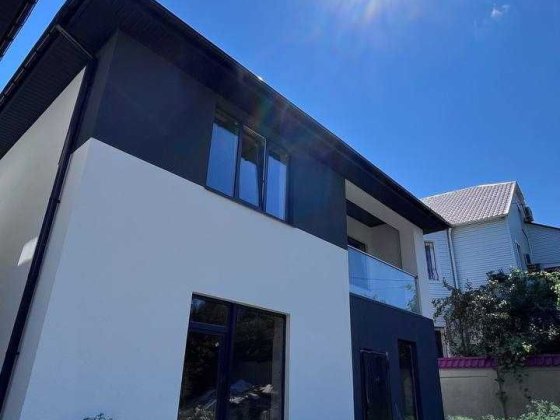 Продам дом в Червоном хуторе