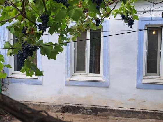 Продаю свою часть дома с отдельным двором. Сертификат. Миколаїв