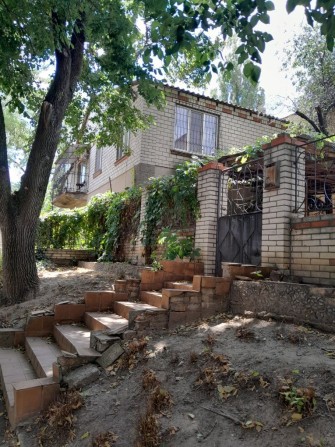 Продаю 2х этажный дом Адмиральская/Артиллерийская / можно под бизнес. - фото 1