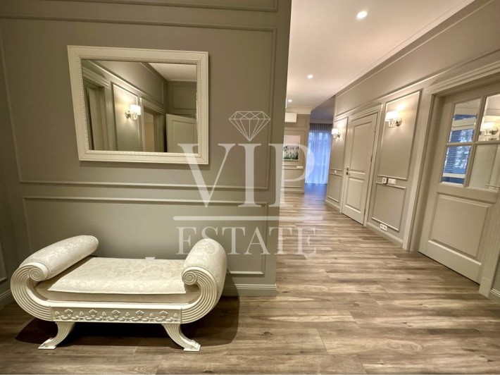 Срочно!Продам дом 225 м.кв.,12 соток,новый ремонт.КП Лесное,Лесопарк - фото 1