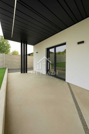 Продам 1-но этажный дом ,Немышля,под чистовую отделку,100м2(код5084) - фото 1