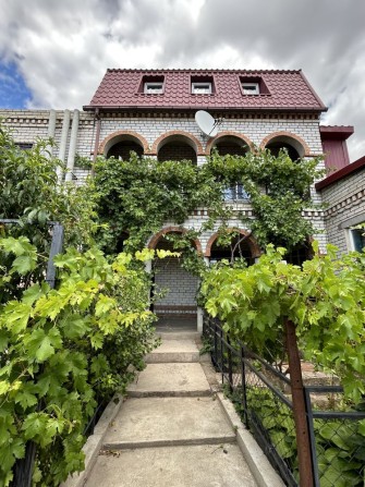 Продаж без комісії двоповерхового будинку, 5 соток, вул.Тиха - фото 1