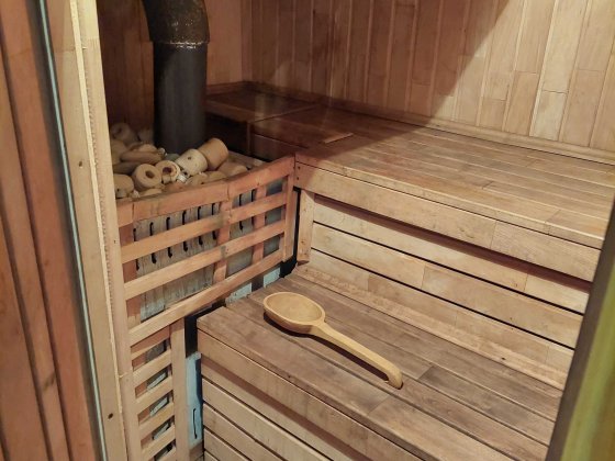 Продаю половину дома в центре Октябрьского. Миколаїв