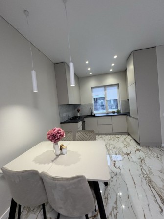 Таунхаус з ремонтом ! Петропавлівська Борщагівка - фото 1