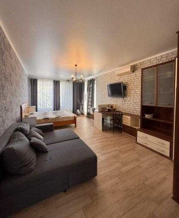 Продаж затишного будинку біля парку 411 батареї! - фото 1