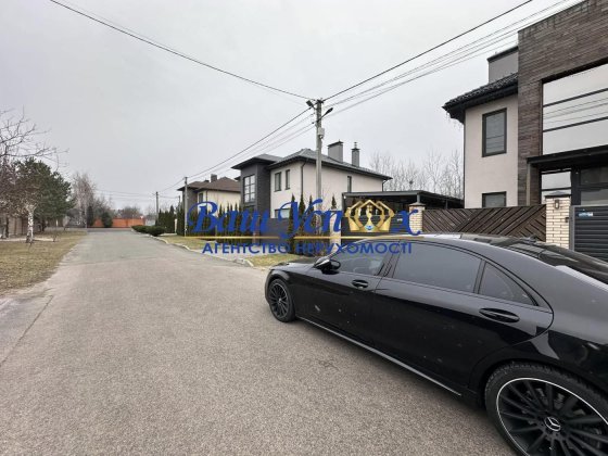 Продажа дома с ремонтом Петропавловская борщаговка . Петропавлівська Борщагівка