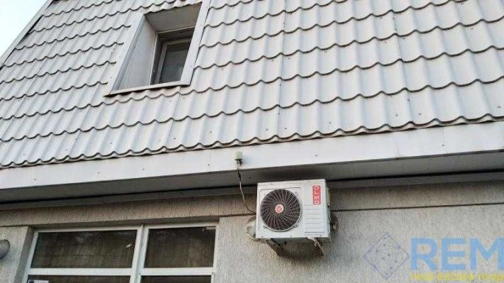 Таунхаус на Ленпоселке. Парковка, ремонт, мебель и техника - фото 1