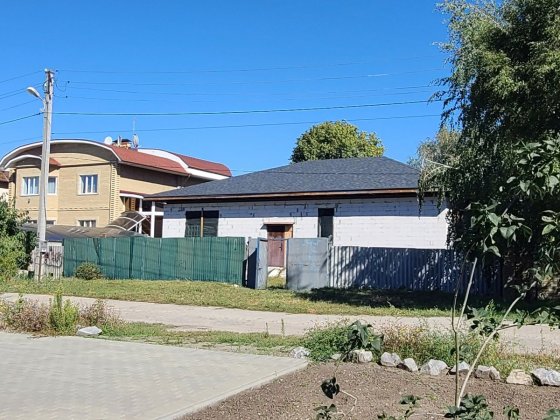 Продам дом, конный рынок Харків