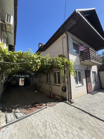 Продам 4-х комн двухэтажный дом на Слободке - фото 1