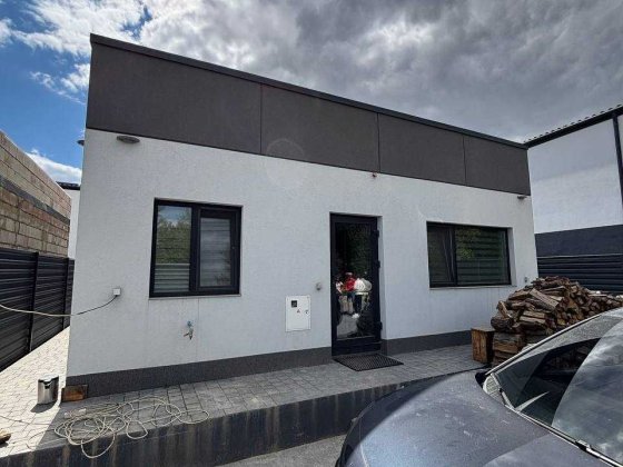 Продається сучасний одноповерховий будинок з розстрочкою Петропавлівська Борщагівка