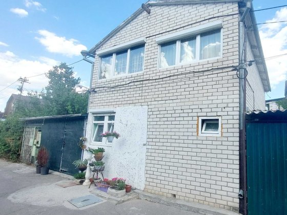 Продажа 2х этажного дома в Варваровке! Николаев
