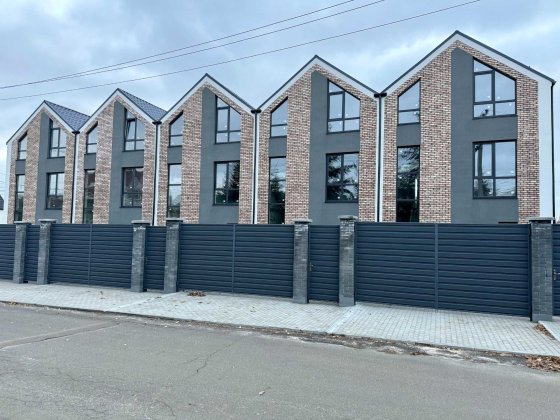 Продаж таунхаусу Петропавлівська Борщагівка поряд з лісом 140м2 Петропавлівська Борщагівка