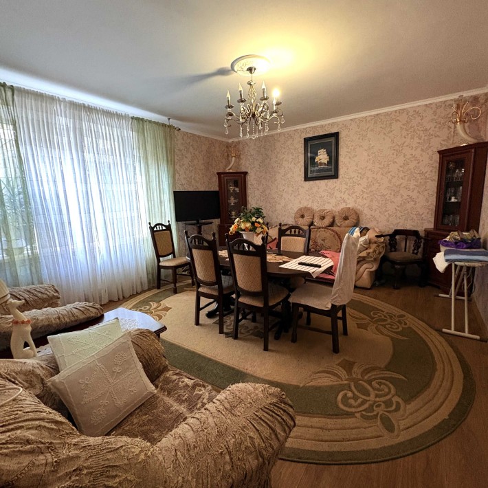 2-х этажный дом в Черноморке, площадью 175 м2 с ремонтом, есть убежище - фото 1