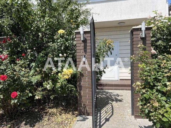 Дом с ремонтом и мебелью Одеса