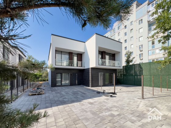 Дуплекс 118 м² з ремонтом с. Петр. Борщагівка, центр. комунікації, газ Петропавловская Борщаговка