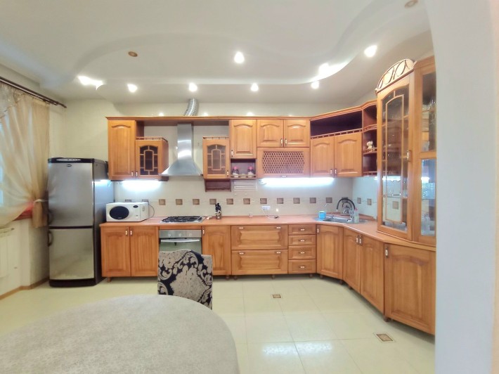 Продаю новый большой дом с автономным отоплением - фото 1