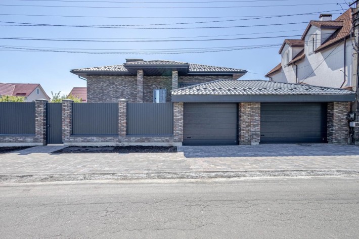 Будинок з гаражем і укриттям, 8 соток. Петропавлівська Борщагівка - фото 1