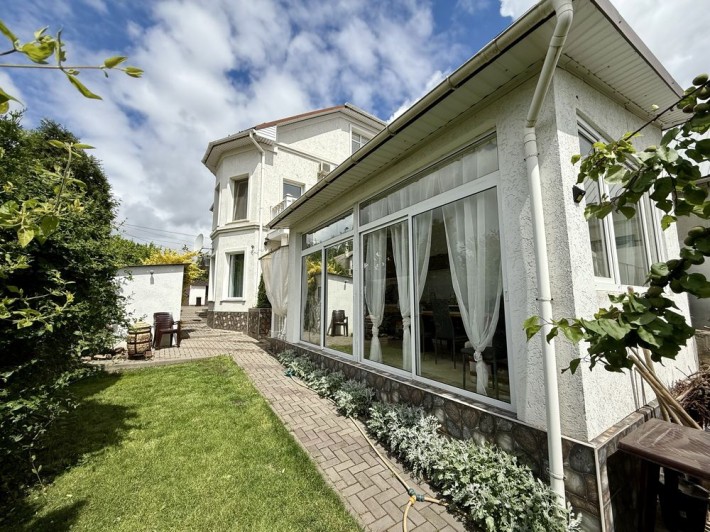 Продается классный дом в Лесках,ул.Курортная.Скважина. - фото 1