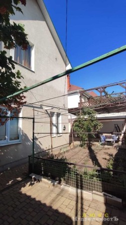 Продам двухэтажный дом  пер.  Северный, Золотая Горка - фото 1