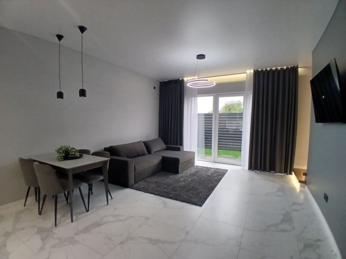 Таунхаус з ремонтом, газом, є Оселя - фото 1