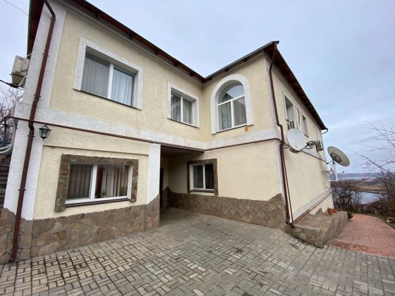 Продаю усадьбу в Соляных Николаев