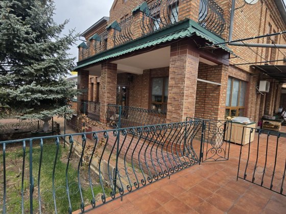 Продажа дома в Престижном р-не Царском селе 300м 260000$ Миколаїв