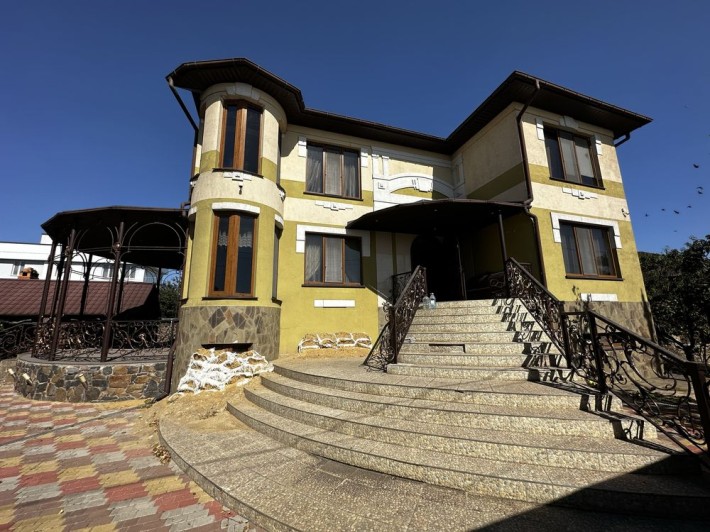 Продается шикарный дом на берегу реки! Варваровка! - фото 1