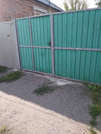 Продам пол дома, с огородиком - фото 1