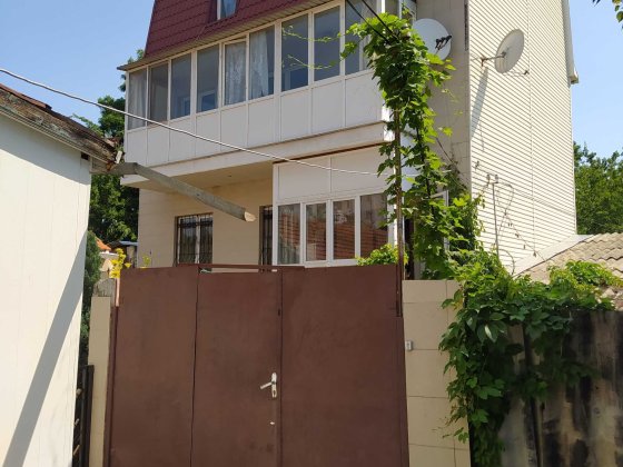 2-х эт.Дом 4 к.202/80/28,ул.Наваринская/5 углов/,в/уд.,автономное,ц/к Миколаїв