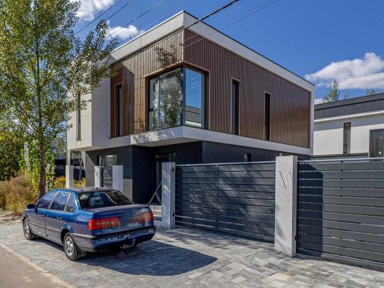 Будинок 150 кв.м. Газ 2,5 сотки! Петропавлівська Борщагівка біля Ліцею Петропавловская Борщаговка